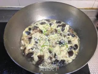 香菇鸡蛋汤