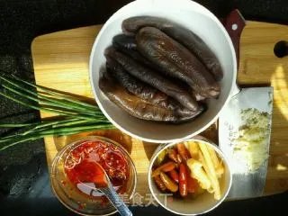 美味家常菜---酸辣海参