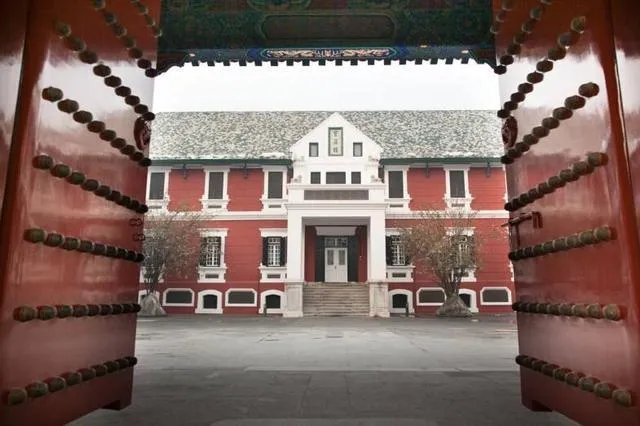 故宫的宝蕴楼为什么叫这个名字？是曾经藏过什么宝贝？