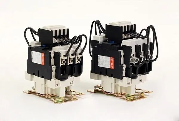 切换电容接触器和普通接触器区别