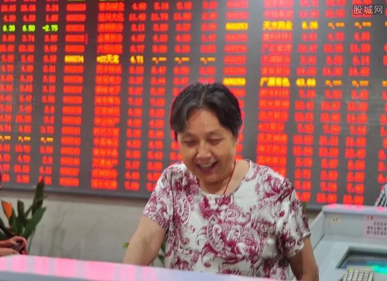 老虎证券上市大涨 市值超14亿美元