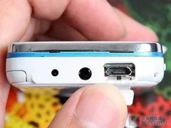 小巧触控机:诺基亚5530XM