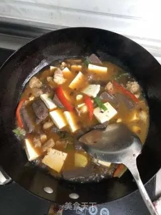 猪血炖豆腐