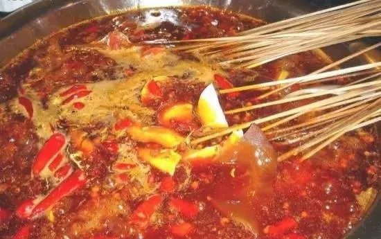 麻辣烫与串串有什么区别？