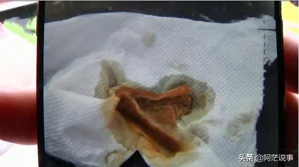 男子点外卖，吃到一半发现烟头，店家却说很意外，怎么回事？
