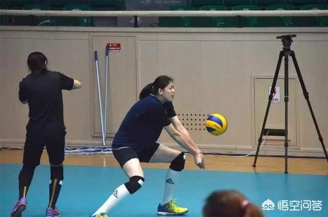 女排联赛半决赛什么时间开始比赛？