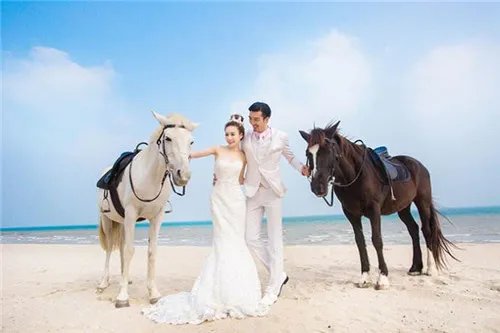 鼓浪屿婚纱照多少钱  鼓浪屿婚纱照景点推荐