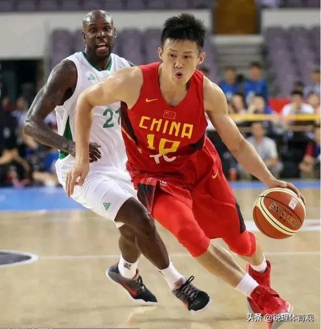 中国对波兰男篮赛