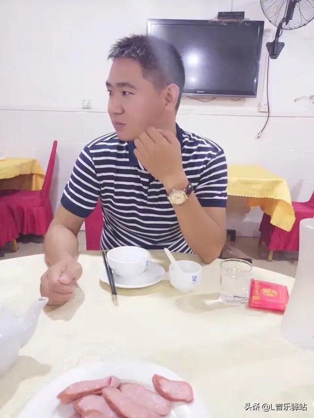 如何理解周华健经典歌曲《朋友》歌词的意思？