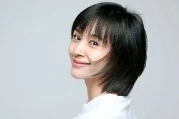 疑王子文老公被曝光  微博自拍举止亲昵