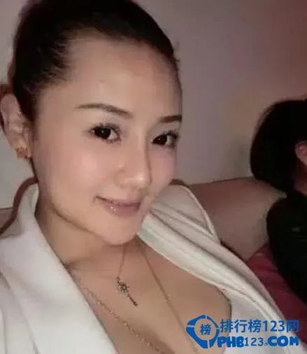 中国球星女友颜值排行TOP10 中国球星谁的老婆最漂亮