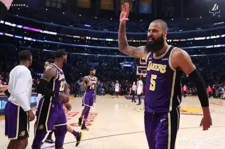 湖人险胜森林狼，钱德勒首秀2分9篮板，关键前场篮板拯救湖人，你如何评价他的表现？