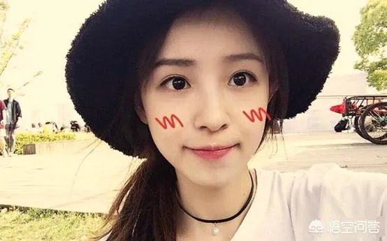 斗鱼二珂又发新专辑了，为什么她之前在熊猫没有火起来？