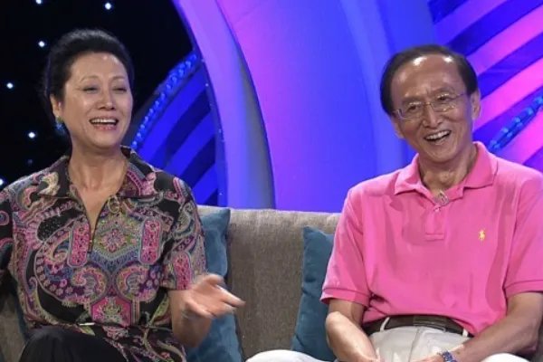 车晓的父母离婚了吗？