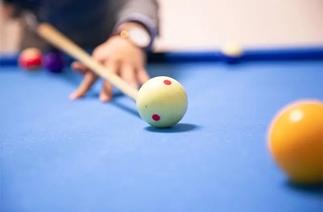 台球用品主要有哪些 台球设备使用注意事项