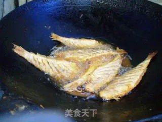 香酥糖醋马口鱼