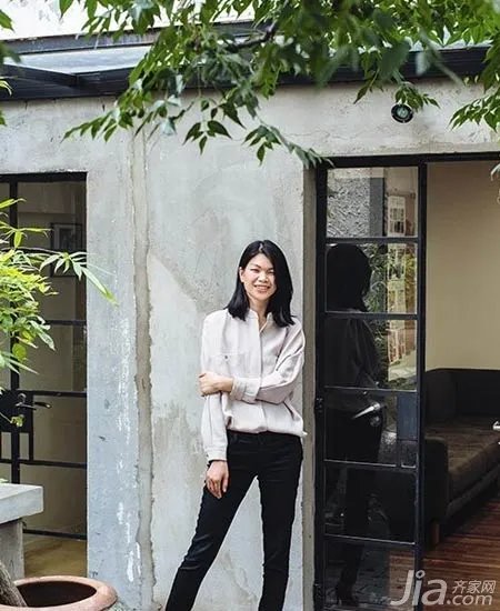 创意人田朴珺的工作室 演绎办公室诱惑