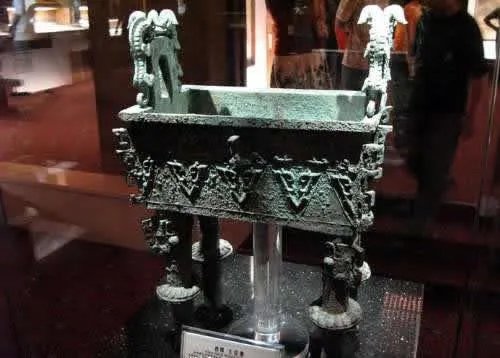 听说最近《国家宝藏》这档综艺颇有水准，那么天津都有什么宝藏呢？