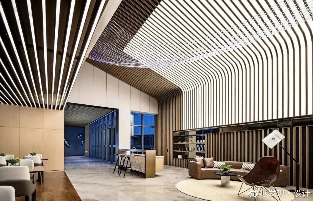 跨越时间与空间界限的现代城市艺术中心——达观国际华夏幸福·德...