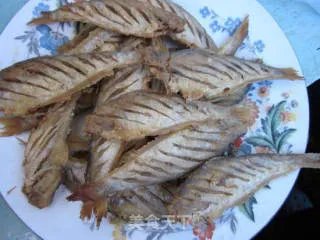 香酥糖醋马口鱼