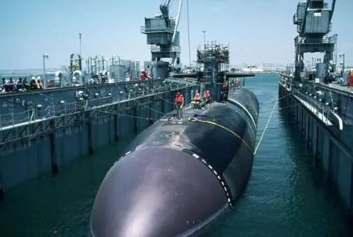 俄罗斯宣布研制出潜艇永久反应堆 可供核潜艇全寿命周期使用