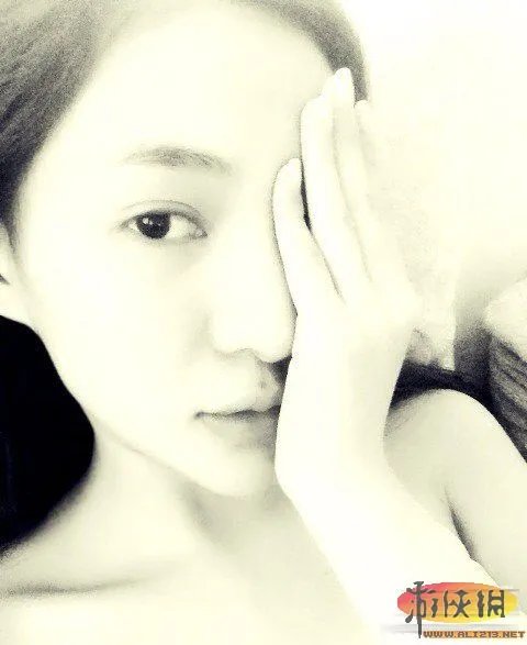 郭美美就现场照片土园肥不满 称摄影师技术太差