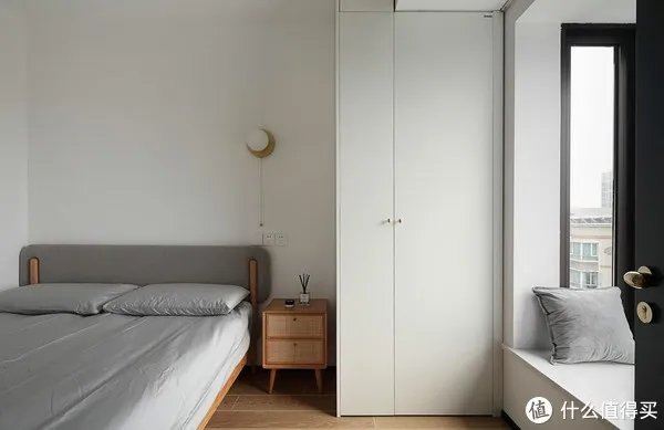 把电视请出家门，两房变三房！108㎡改造后，室内简约舒适