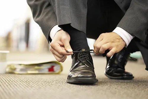 aun袜子为什么那么贵  脚出汗穿什么袜子好