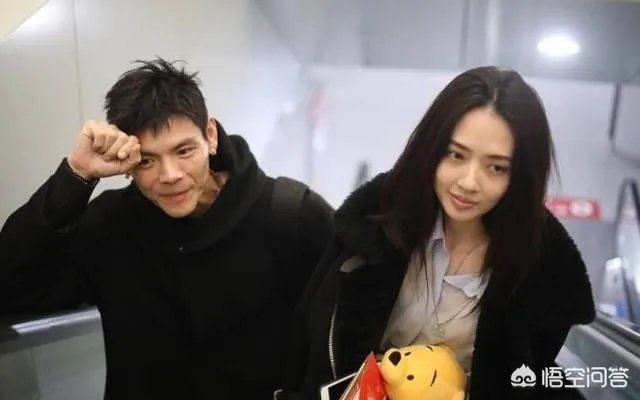 如何看待向佐和郭碧婷的恋情，你觉得他们般配吗？