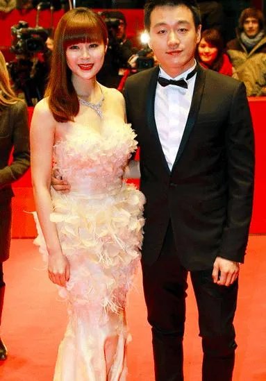 中国设计师兰玉的婚纱有名吗？有哪些女明星穿过？