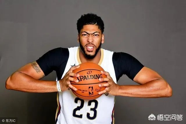 更衣室出现问题，浓眉事件得不偿失，詹姆斯已经服不了众了吗？你怎么看？