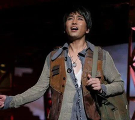 沙宝亮野子图片曝光 出色演绎歌曲灵气