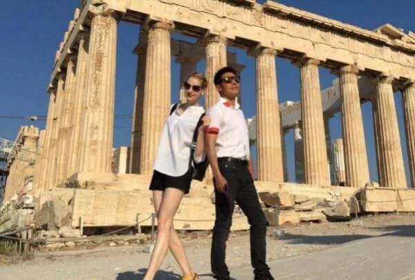 撒贝宁妻子旧照曝光，两个人是怎么相识相爱的