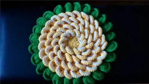 毛线编织坐垫花样编织技巧 家里多余的毛线就该这么用