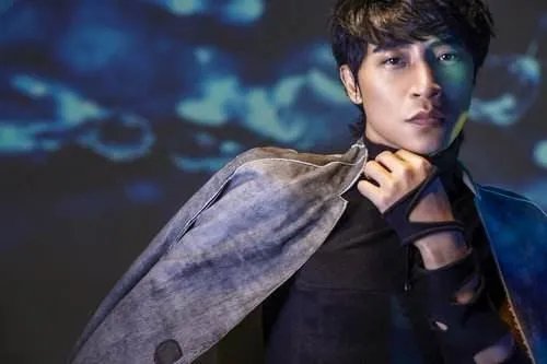 你是否还记得小虎队的陈志朋呢？他现在在做什么呢？