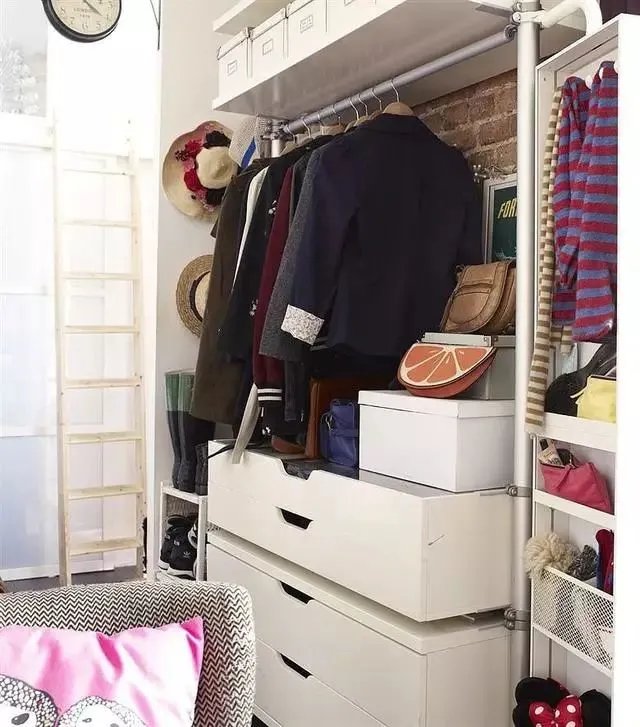 环球家居同样是蜗居，看看法国妹子是怎么布置浪漫小屋的