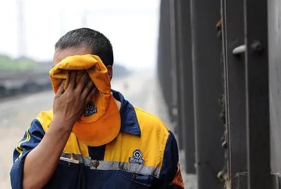 北方多地气温破40度，高温天气要注意什么？