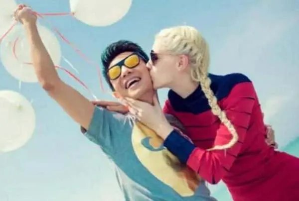 撒贝宁妻子旧照曝光，两个人是怎么相识相爱的