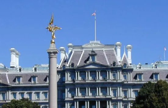 查询美国最新新冠疫情?