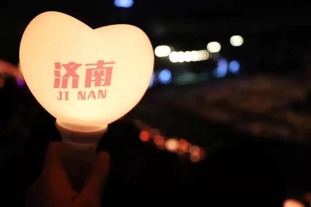 有人说周杰伦演唱会的质量越来越低,对此你怎么看?