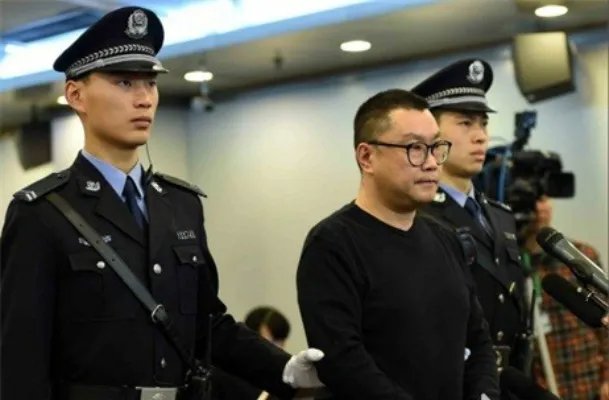 尹相杰老婆是谁 搭档于文华的老公又是谁