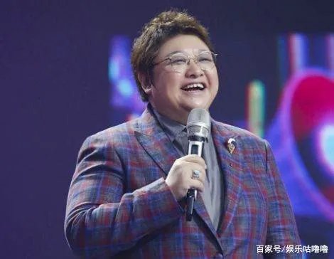 为走红不惜身份作假，冒充草根多年，韩红一怒之下将其轰下台，是谁？