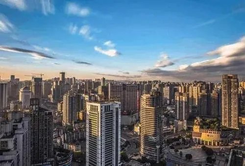 房地产泡沫破裂的后果是什么？