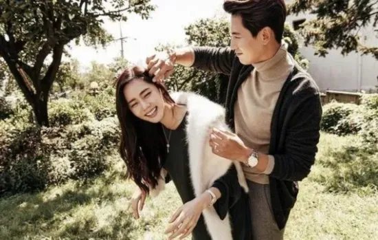 于晓光撩妹后续来了,工作人员回应是邻居,网友希望秋瓷炫坚强,你怎么看?