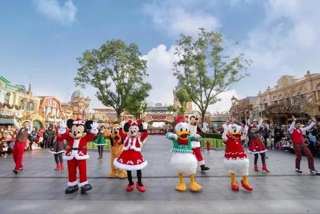 上海在圣诞节一般会举办哪些大型活动？