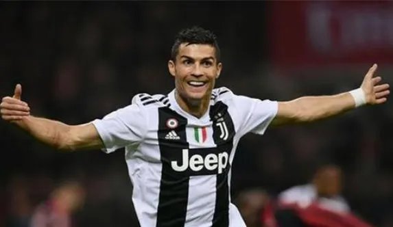 C罗450球历史第一人