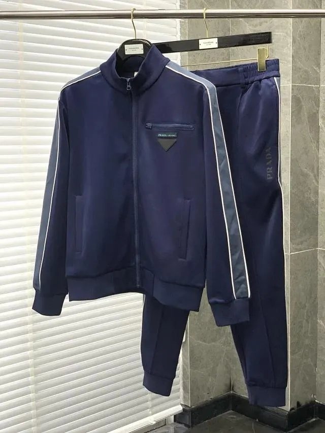 普拉达的服装风格是什么？