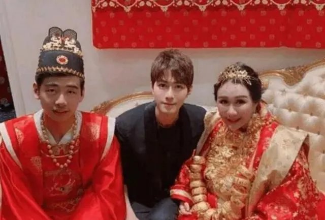 何鸿燊孙女嫁东北