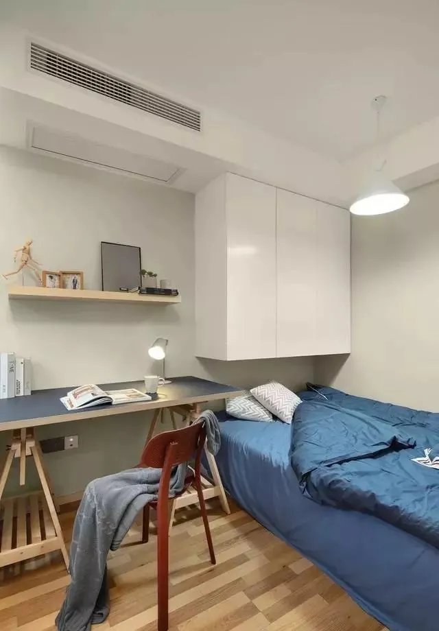 小户型≠蜗居！35款卧室榻榻米设计，太实用了！