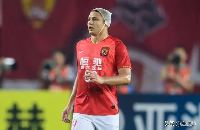 如何看待恒大跟苏宁的这一场比赛？